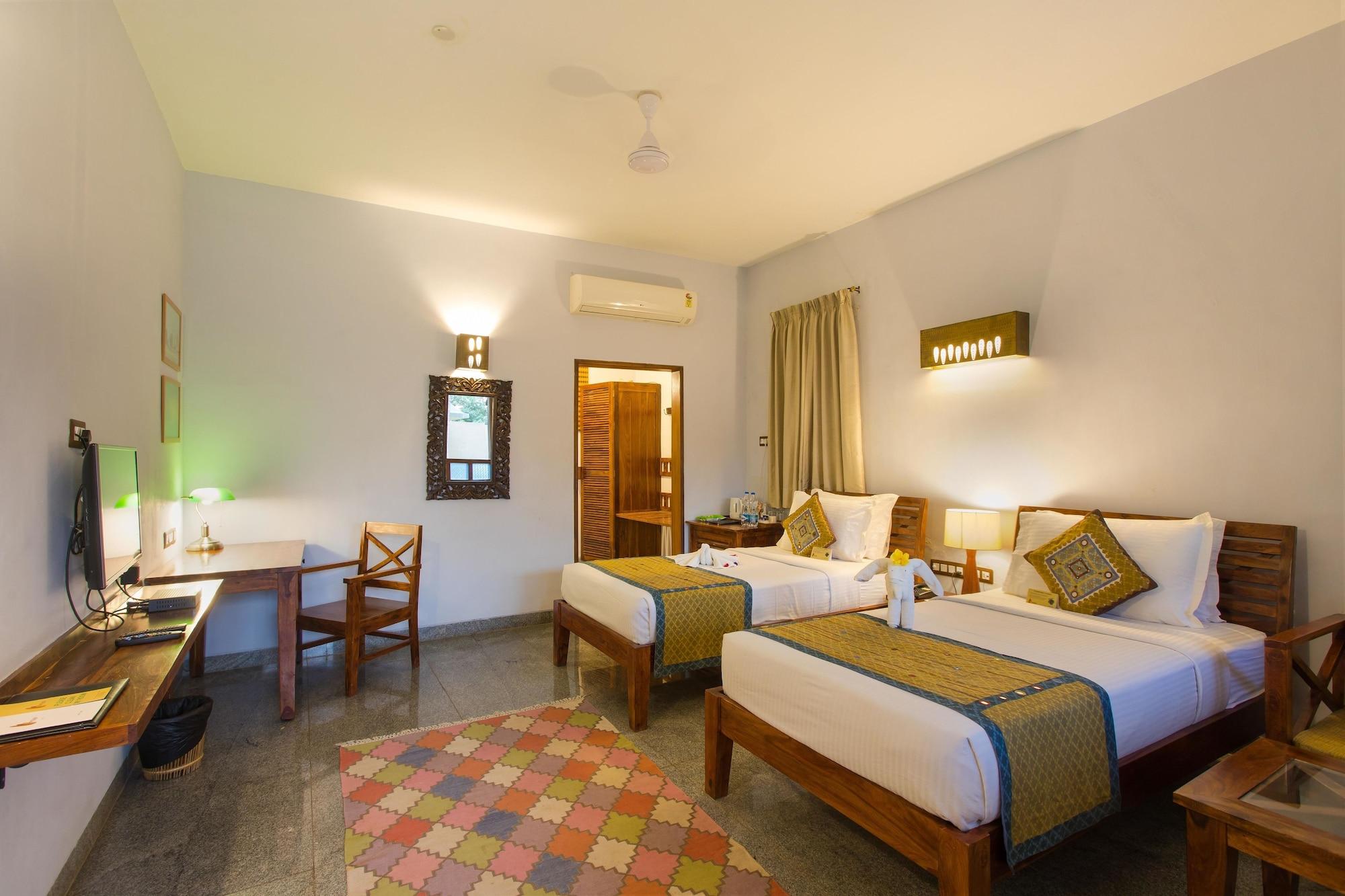 Heritage Resort Хампи Экстерьер фото